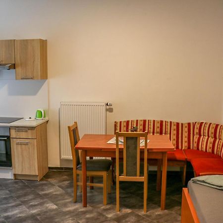Penzion Kotvas Milovice  Extérieur photo