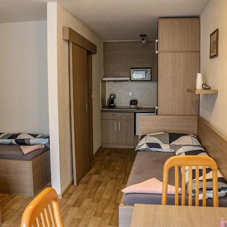 Penzion Kotvas Milovice  Extérieur photo