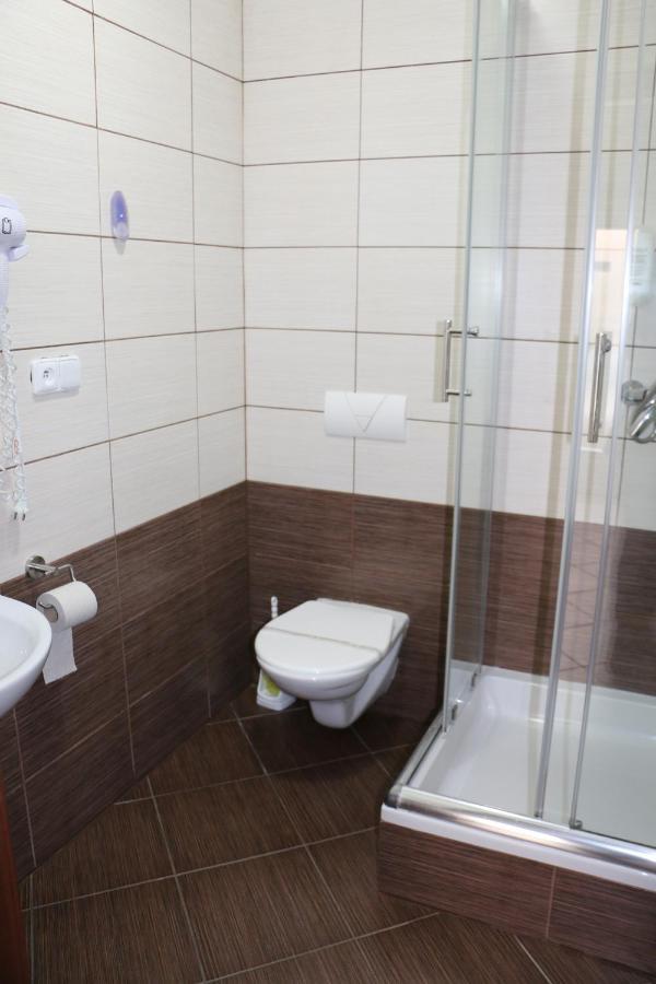 Penzion Kotvas Milovice  Extérieur photo
