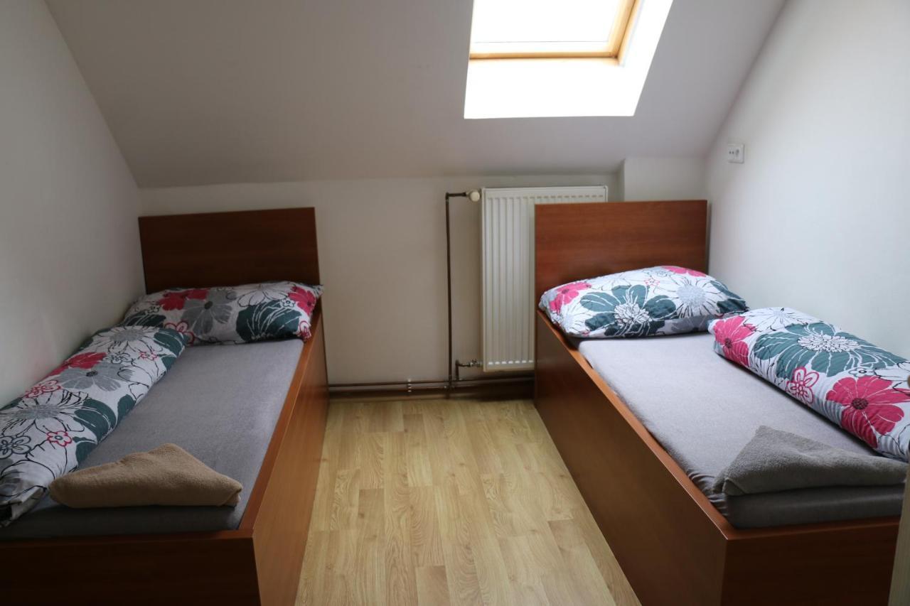 Penzion Kotvas Milovice  Extérieur photo