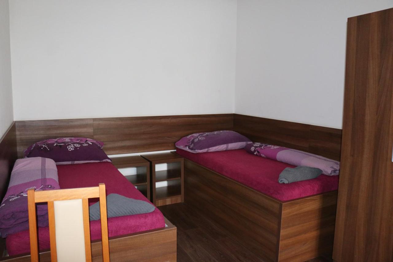 Penzion Kotvas Milovice  Extérieur photo